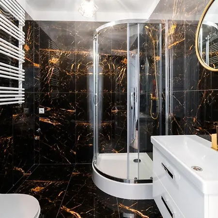 Fantazja דירה קרפאז'